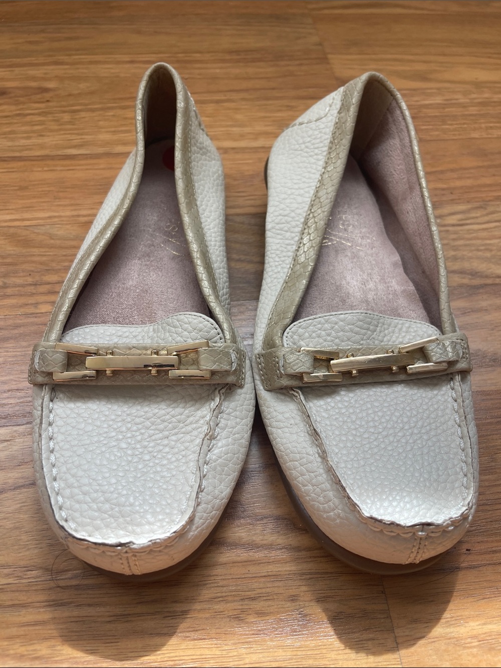 Aerosoles Cream Leather Women's Loafers with Gold Accent Buckle